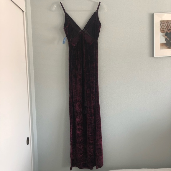 SOLD✨FREE PEOPLE Low Key Crushin Pomegranate Wine Dress - Picture 9 of 11